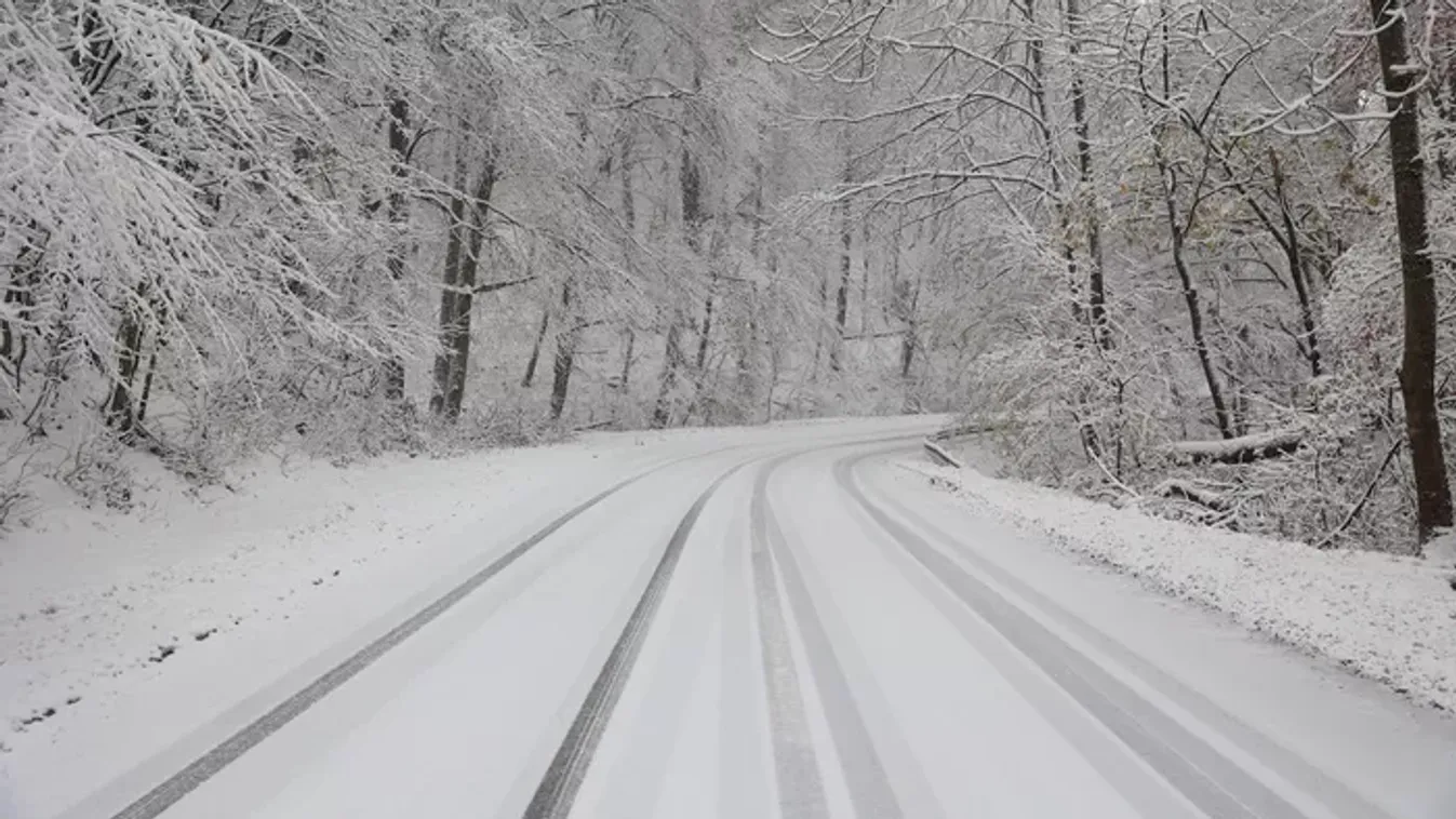 Megbénult az ország a havazás miatt: moccani sem lehet a magyar utakon, annyi a baleset