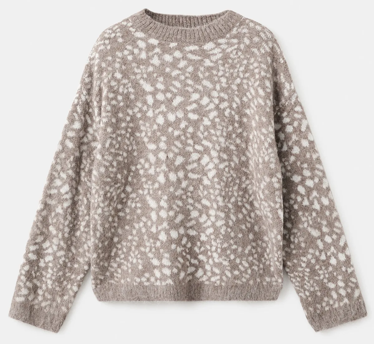 Alapdarab 50 felett: mintás pulóver.