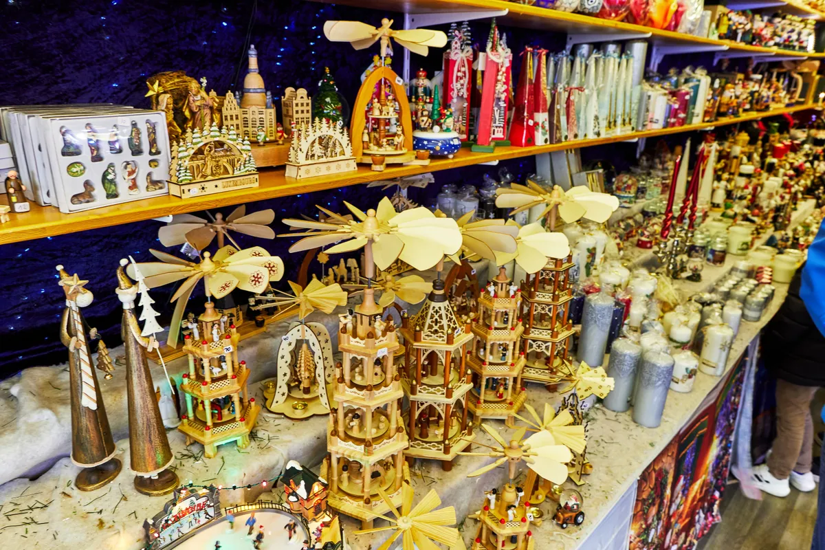 Luxemburg karácsonyi vásárai kézműves termékeket is árusítanak