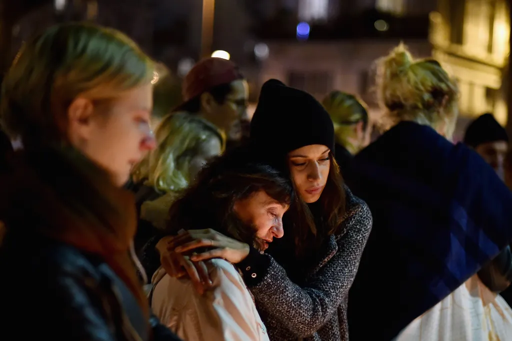 <<enter caption here>> on November 16, 2015 in Paris, France.