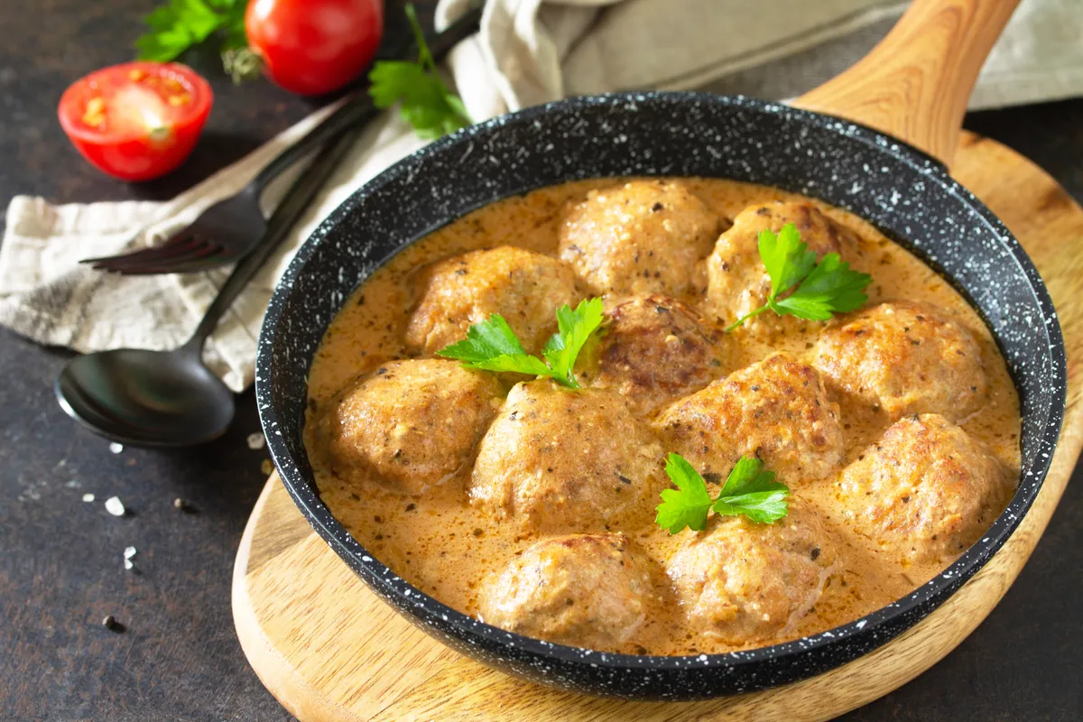 filléres főétel receptütlet a húsgombócok gerslivel. 