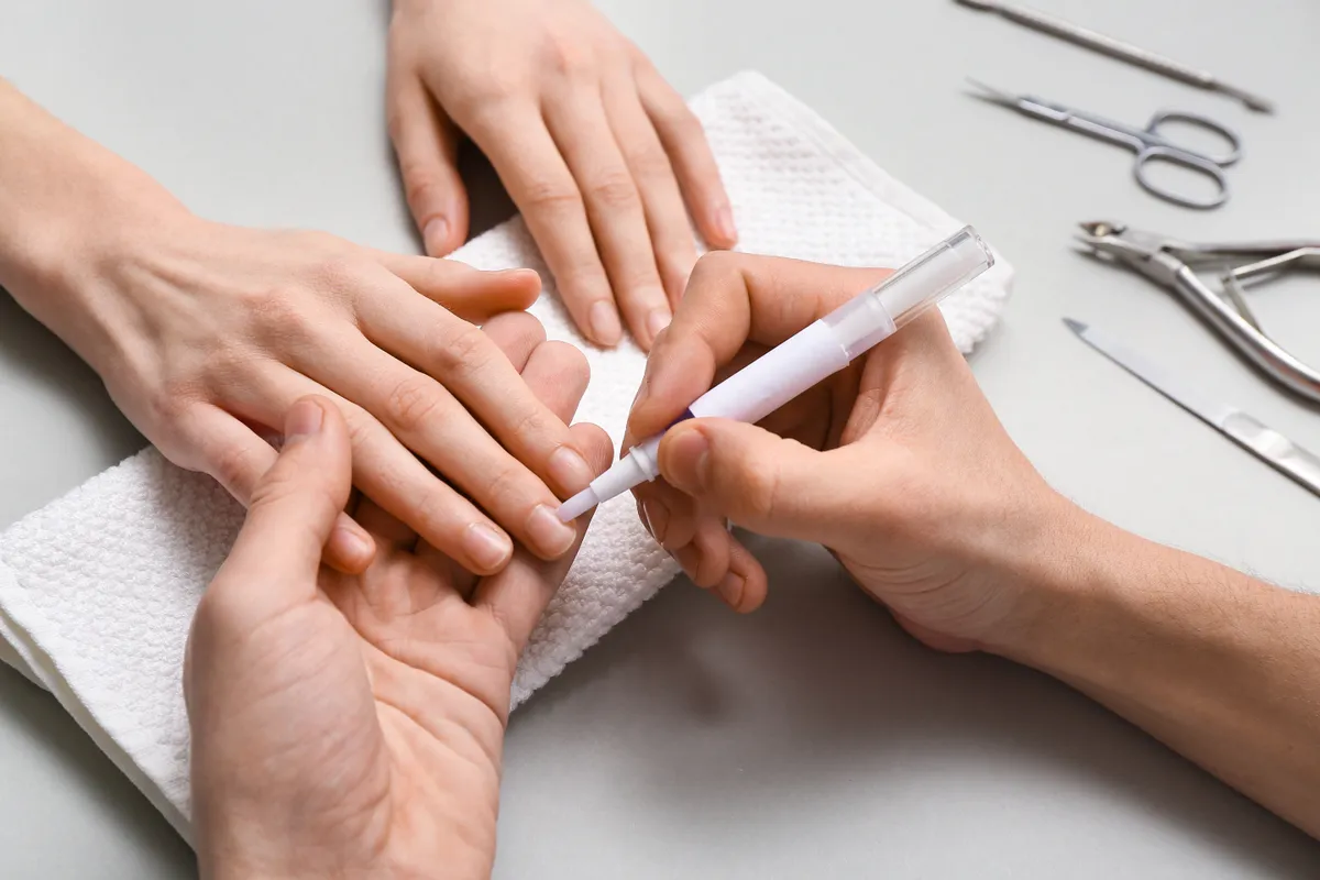 Egészséges körömápolás manikűrösnél