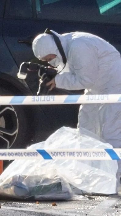 Brutális késes támadás történt egy angliai vonaton!