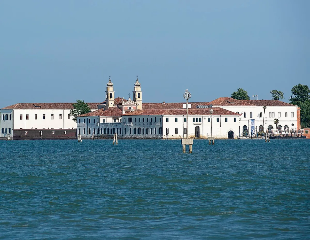 a velencei San Servolo szigetén található egykori bencés kolostor épülete