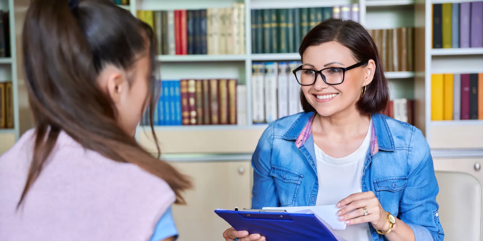 50 óra közösségi munka – kötelező nyűg vagy hasznos feladat?