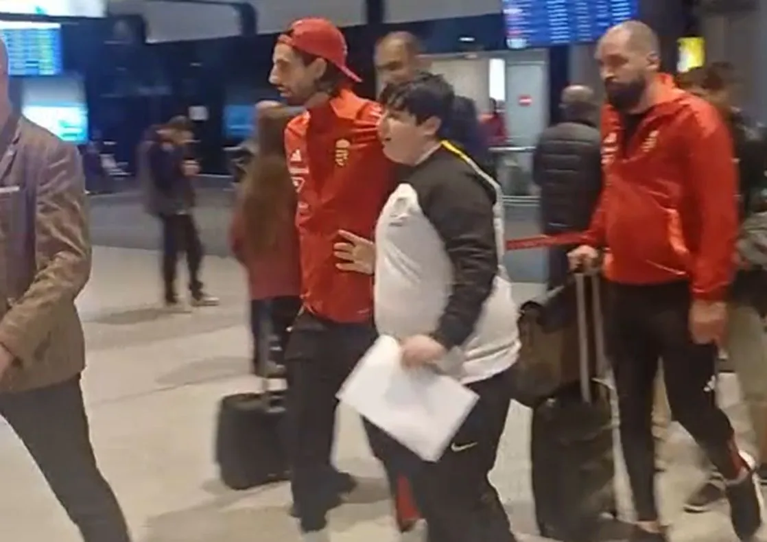 Szoboszlai Dominik testőre szorosan követi a válogatott csapatkapitányát