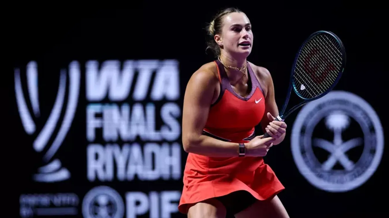 Egzotikus szépség: bikiniben tolta a kamerába a melleit a teniszcsillag - Fotó