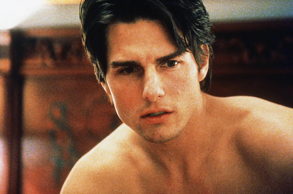 EYES WIDE SHUT, starring Tom Cruise in director Stanley Kubrick's controversial drama.

CREDIT: GIG