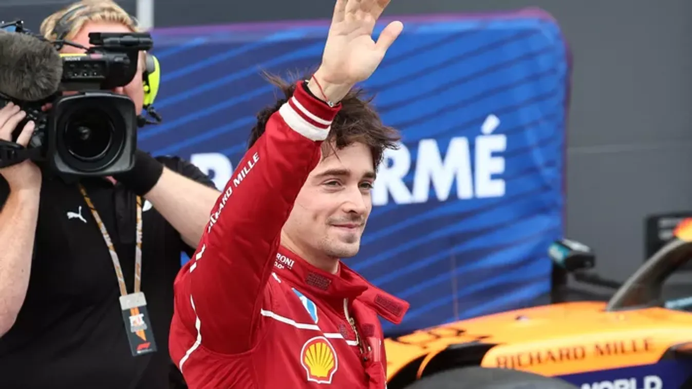 Özönlöttek a gratulációk, eljegyezte szerelmét a Forma-1 sztárja