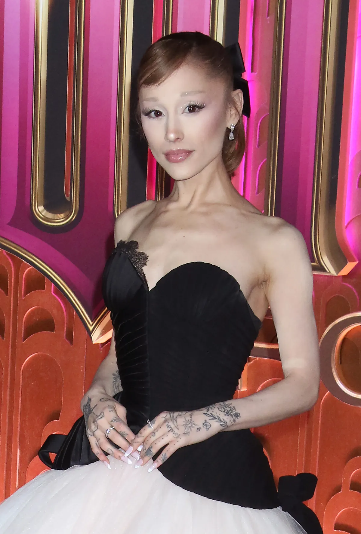 Ariana Grande COVID-os lett