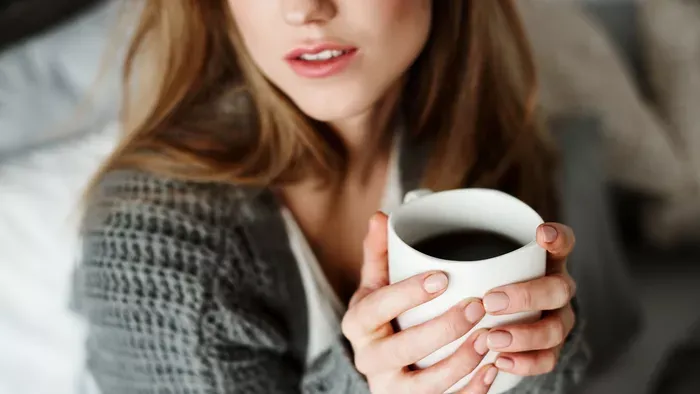 Mérgező lehet a túl sok kávé és a tea, állítja a szakértő