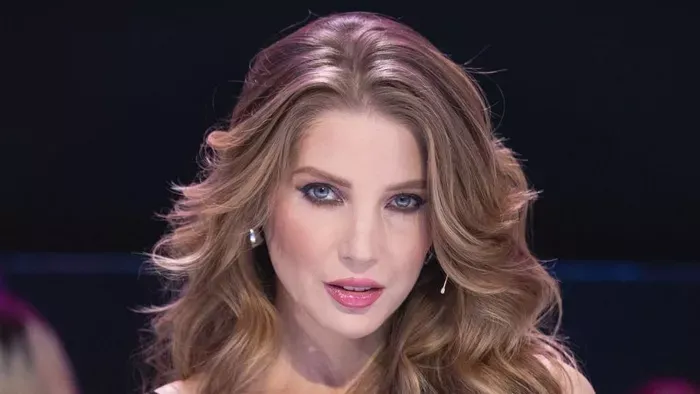 Szabó Zsófi: Jobboldalinak lenni a menő!