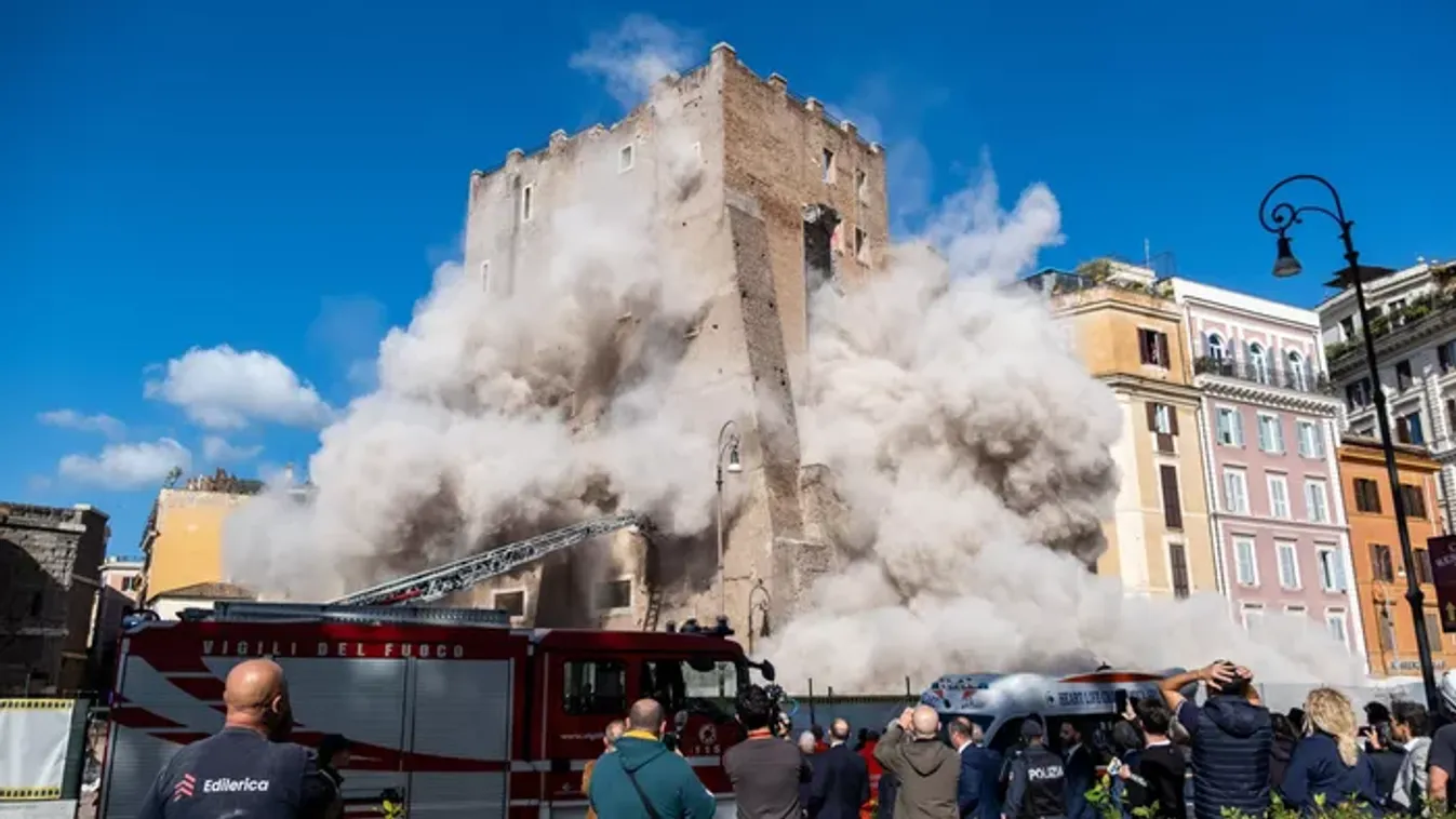 "Minden tönkremegy" - megrendítette a római toronyomlás a magyar pornódívát