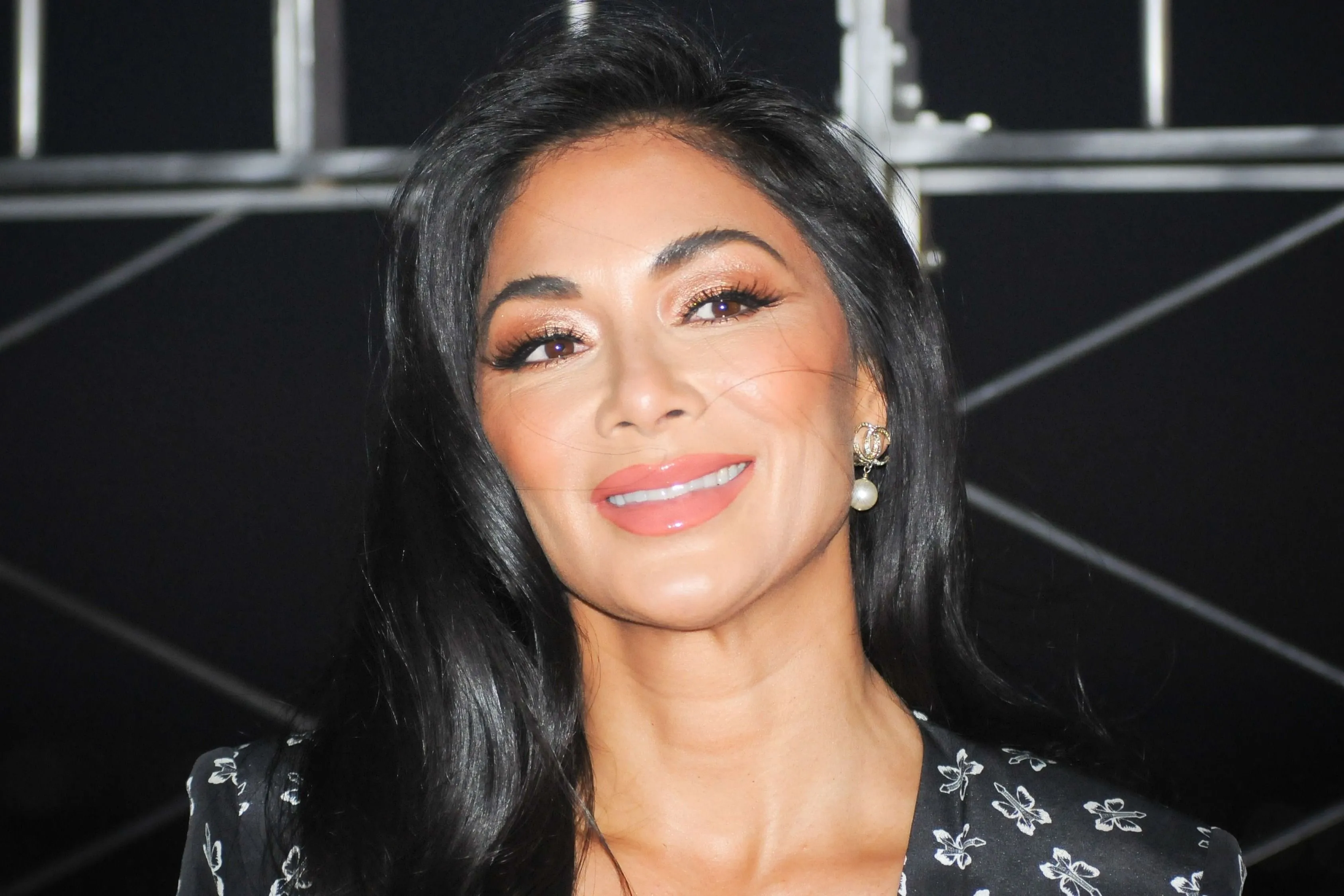 Elaludt egy rajongó Nicole Scherzinger koncertjén – Így reagált az énekesnő!