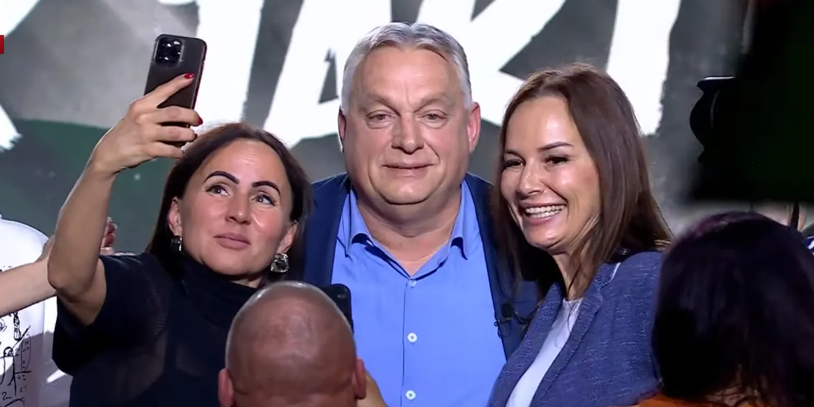 Fergeteges hangulat az első Háborúellenes gyűlésen