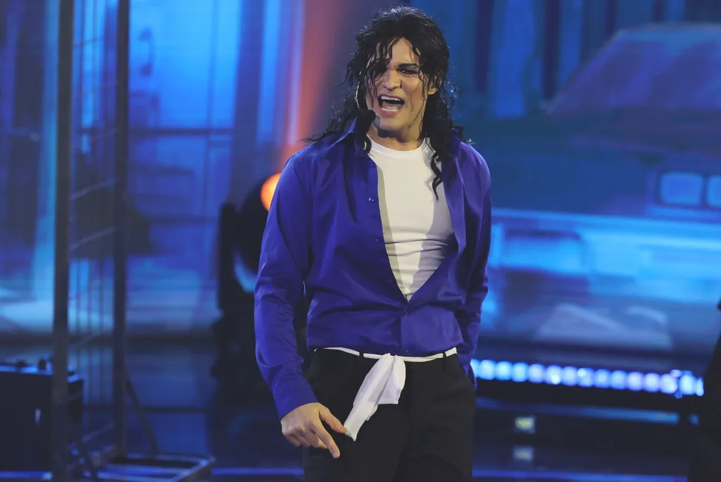 A pop koronázatlan királyaként, azaz Michael Jackson-ként lépett színpadra Veréb Tomi.