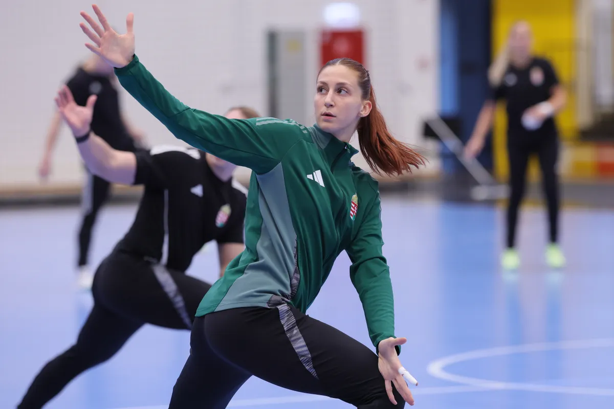 albek anna edzésen, női kézilabda-válogatott
