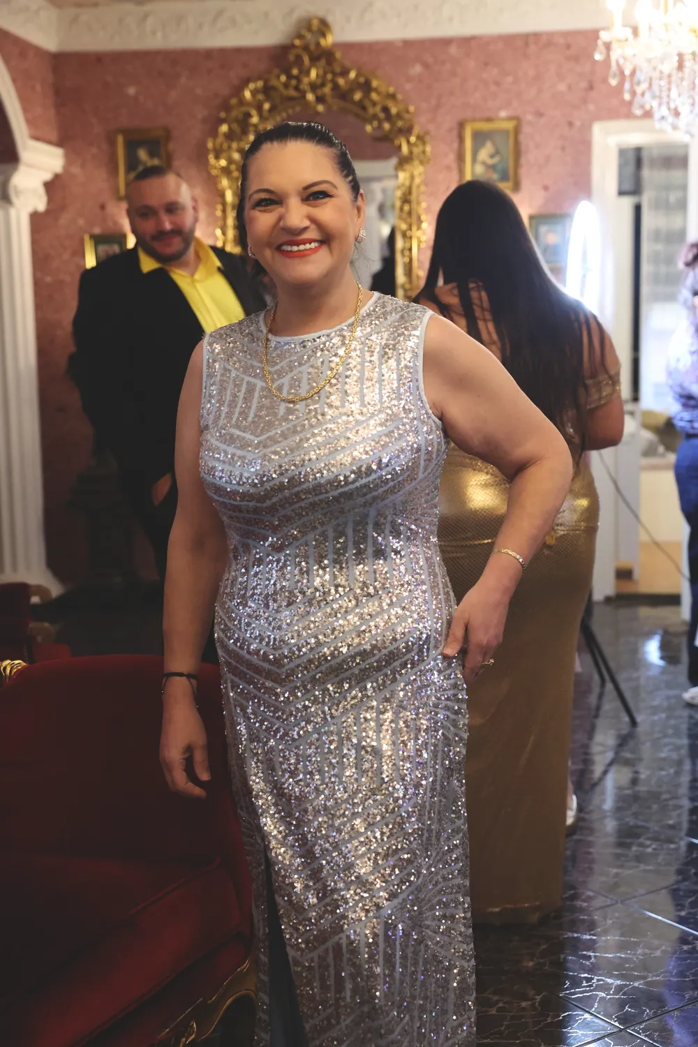 Bangó Marika unokája esküvőjére látogatott.