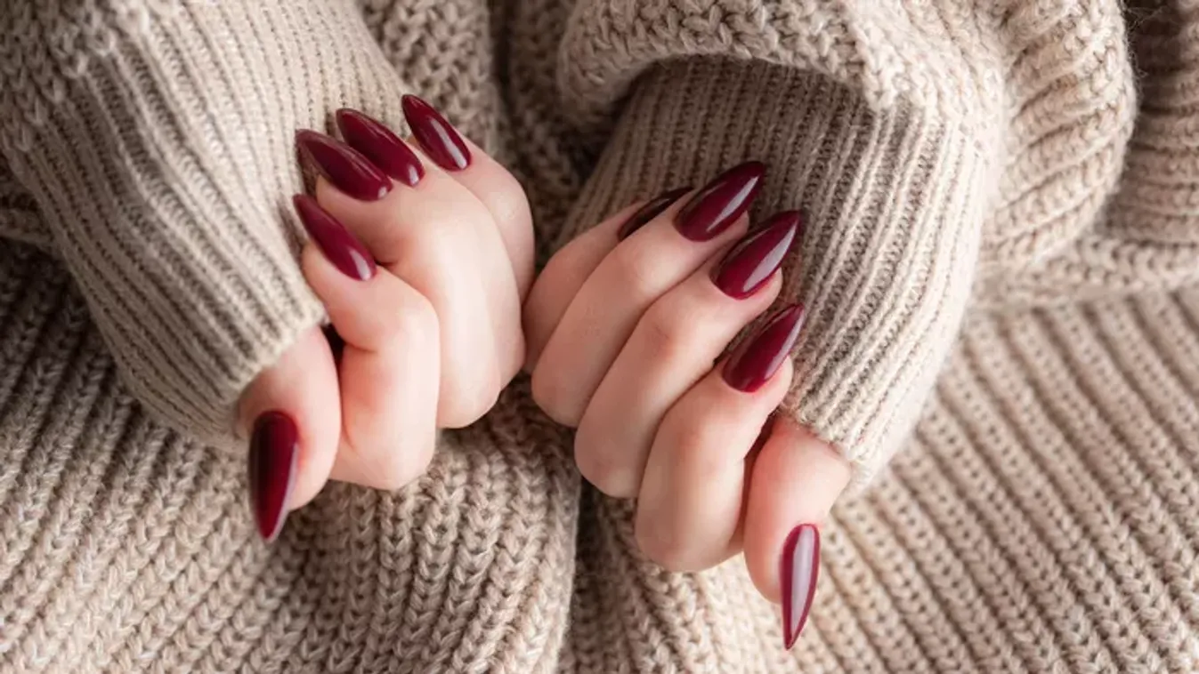 Ezekre a téli körömtrendekre esküsznek az igazán elegáns nők