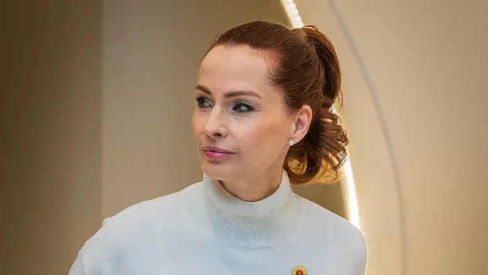 Dobó Kata ledobta a ruhát: Szexi naptárban debütál a fotó