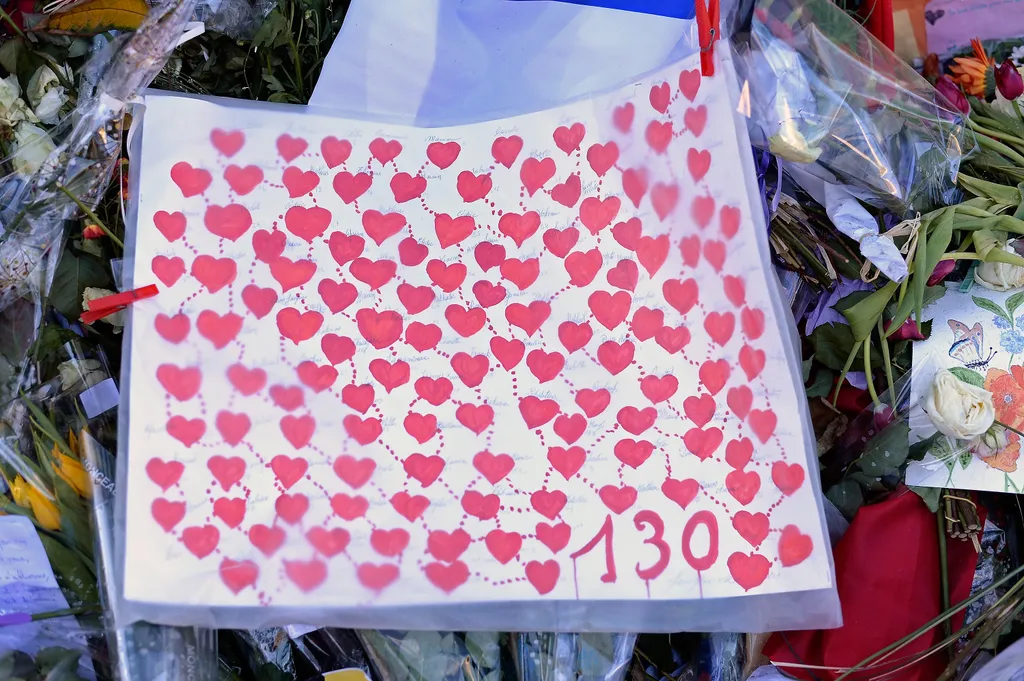 <<enter caption here>> on December 4, 2015 in Paris, France.