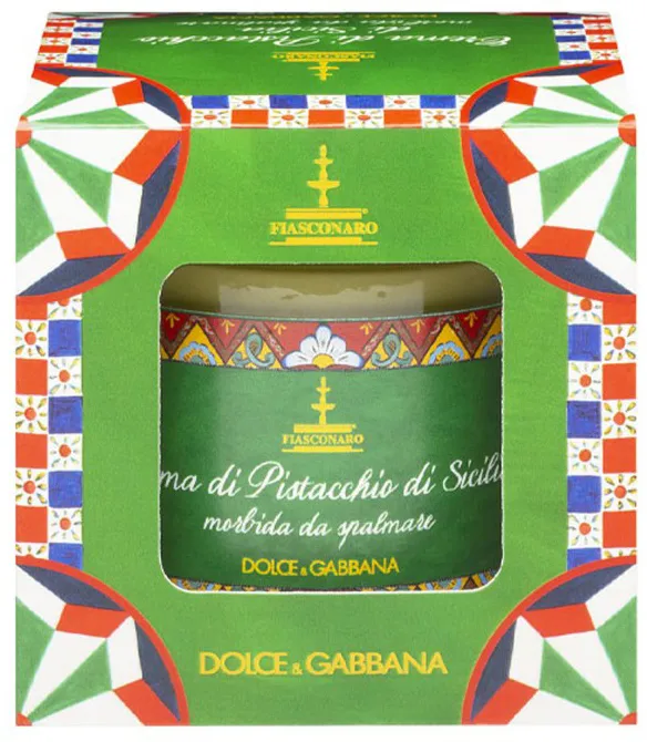 Ünnepi finomság: Dolce & Gabbana Bronte-i pisztácia krém dísztasakkal.