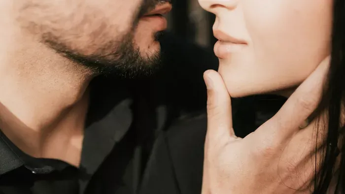 34 évvel idősebb férfit választott párjának egy nő