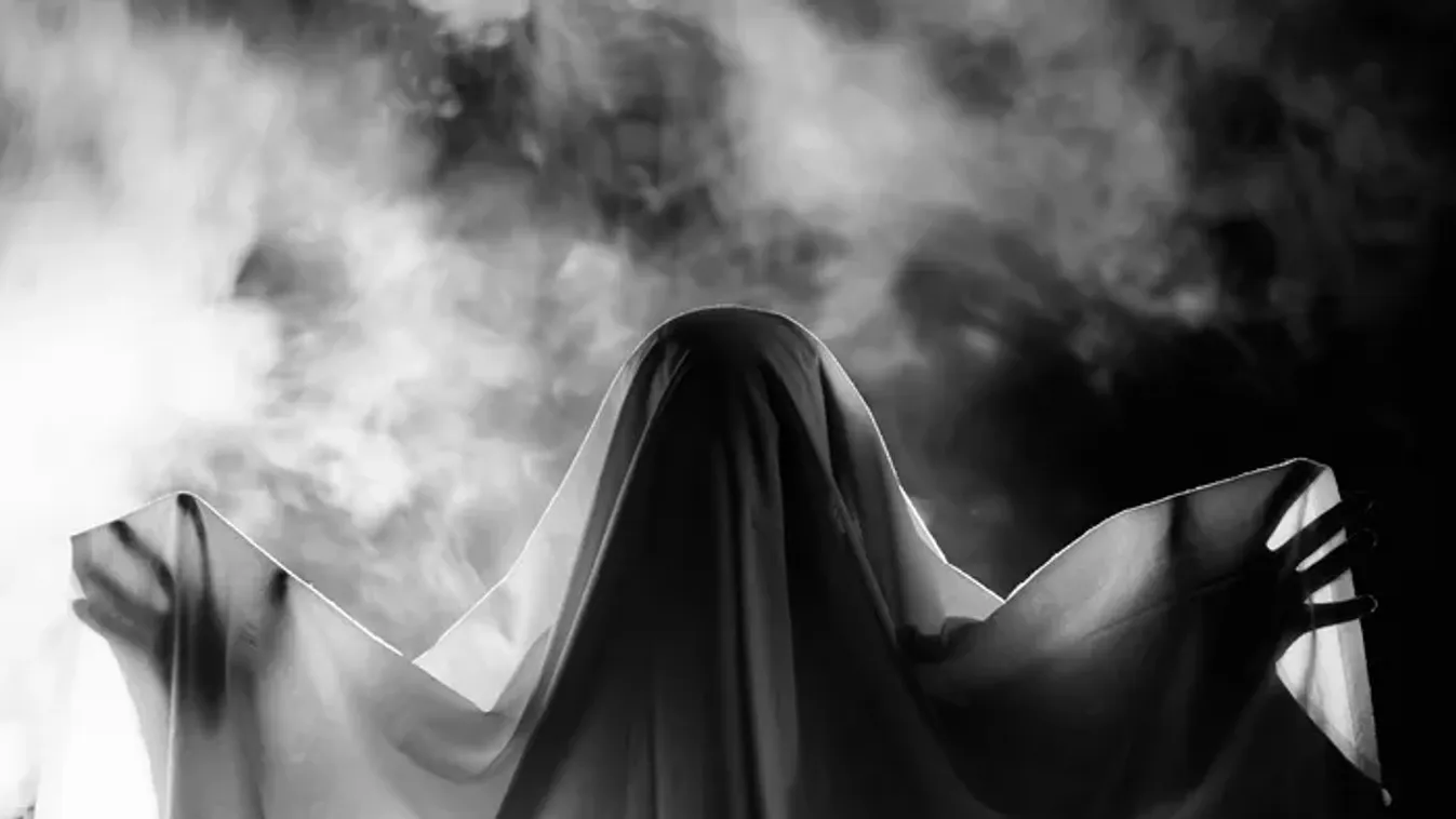 Útszéli kísértet tartotta rettegésben a helyieket – nem hittek a szemüknek, amikor lencsevégre kapták