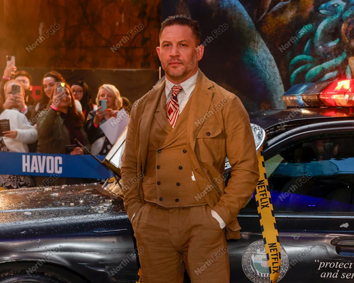 Tom Hardy a rémisztően sármos színészek egyike