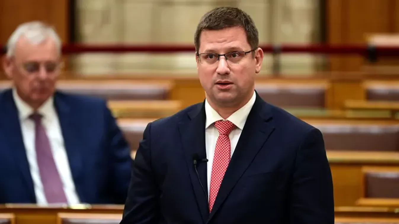 Gulyás Gergely: A kormány és az idősek egyetértenek a 14. havi nyugdíj szükségességéről