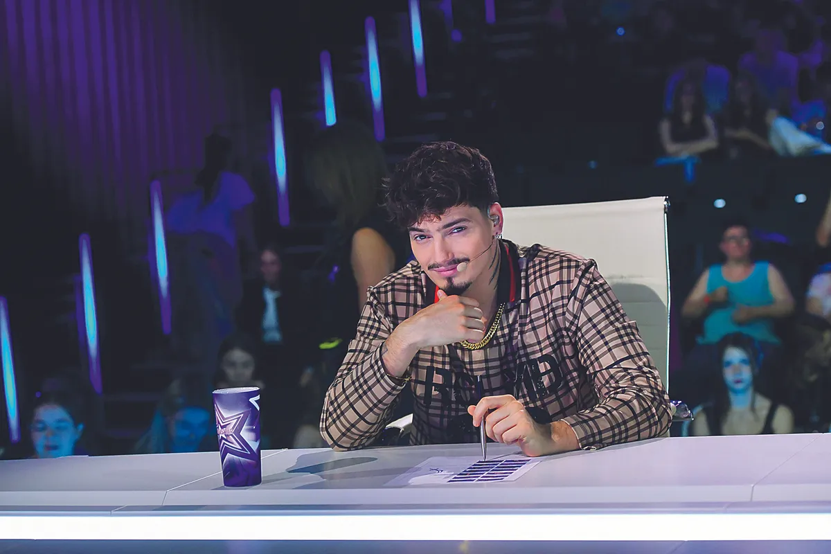 hot! magazin címlap anyagok feltöltése
Marics Peti, Tóth Andi, Wossala Rozina, Dér Heni, Bódi Margó