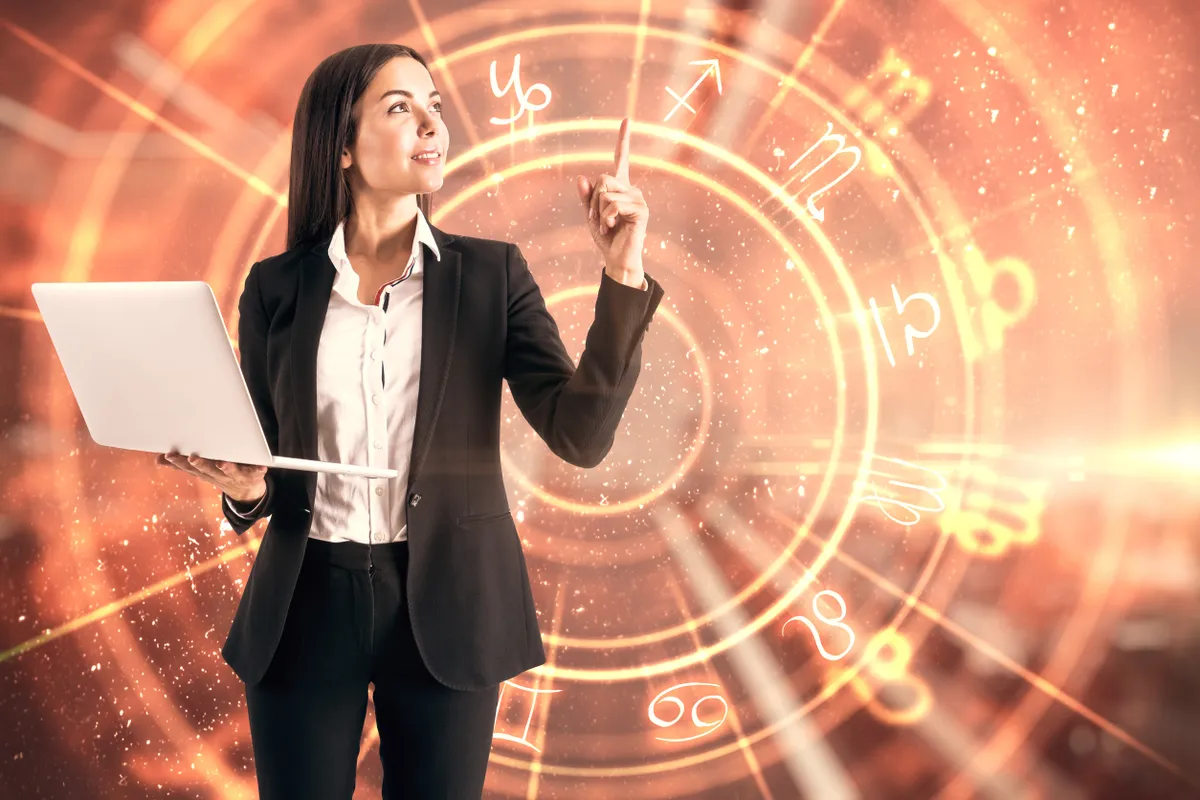 Horoszkóp alapján a munkájában sikeres nő