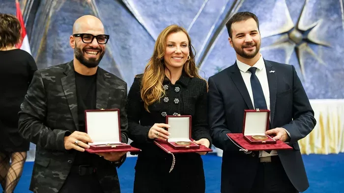 Lotfi Begi 18 platina után újabb díjat kapott