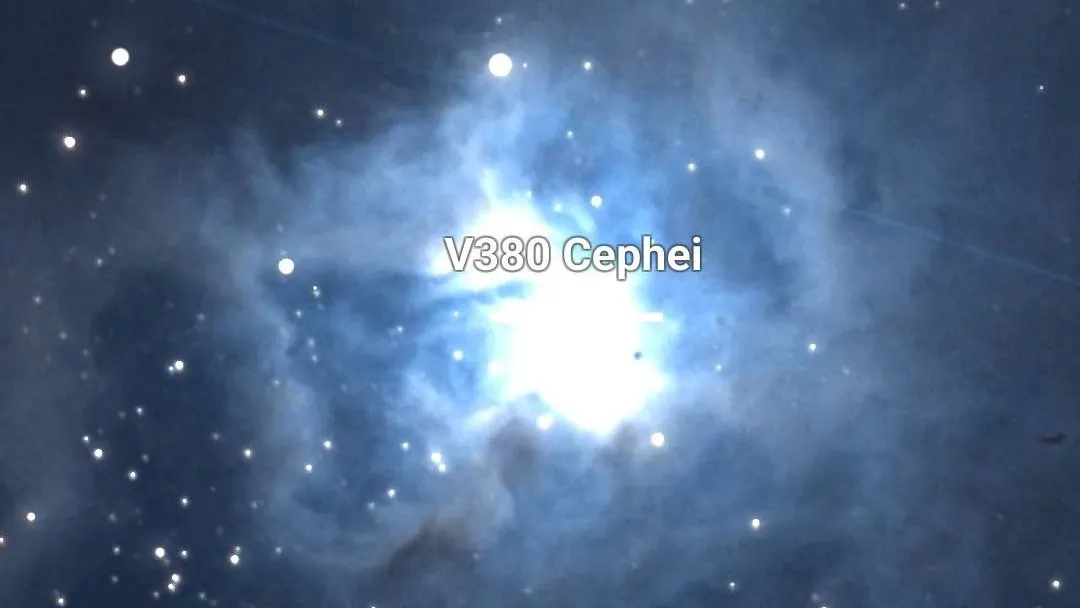 A fehér csillagterületen egy különös alak látszódik, állítja Edina /