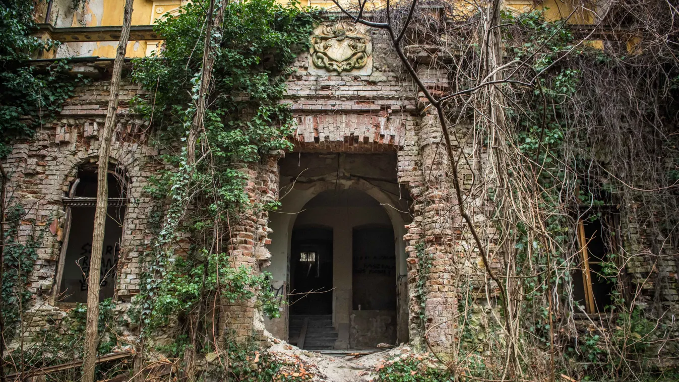 Fekete kastély egy hátborzongató magyarországi helyszín.