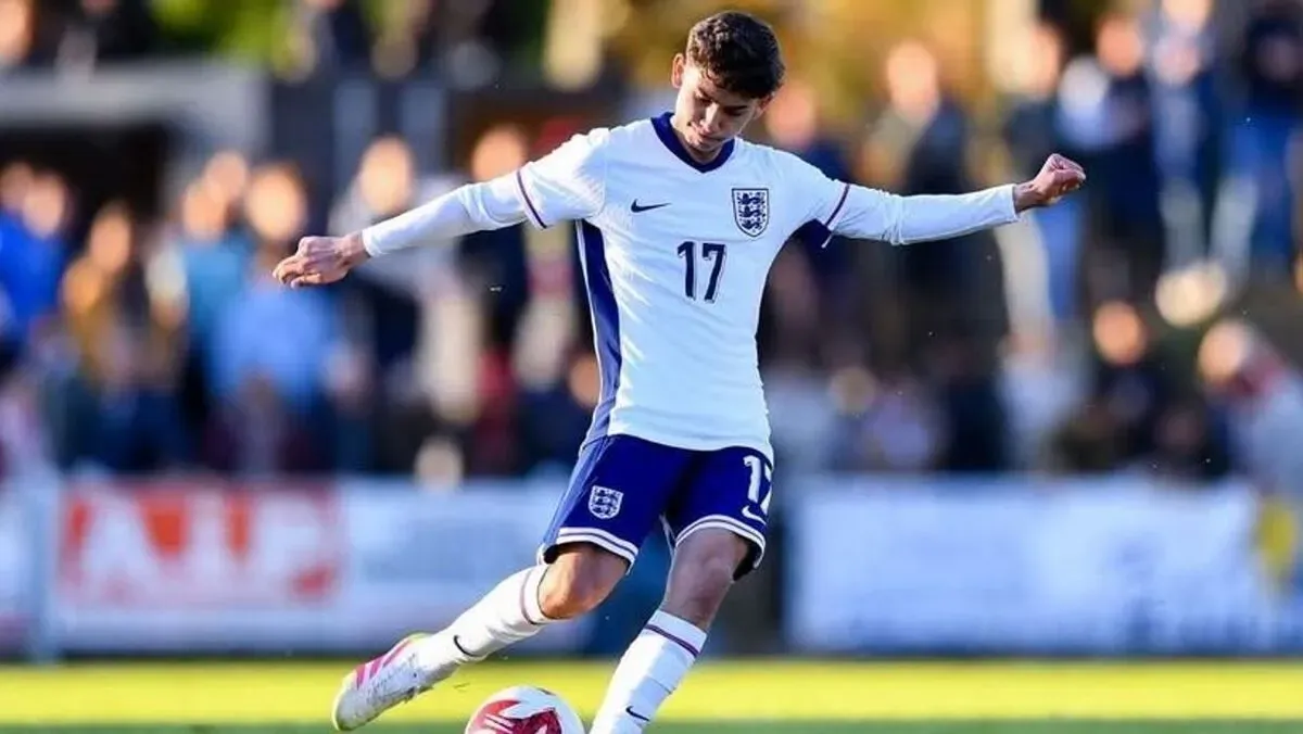 Farkas Erik jelenleg az angol U17-es csapatot erősíti