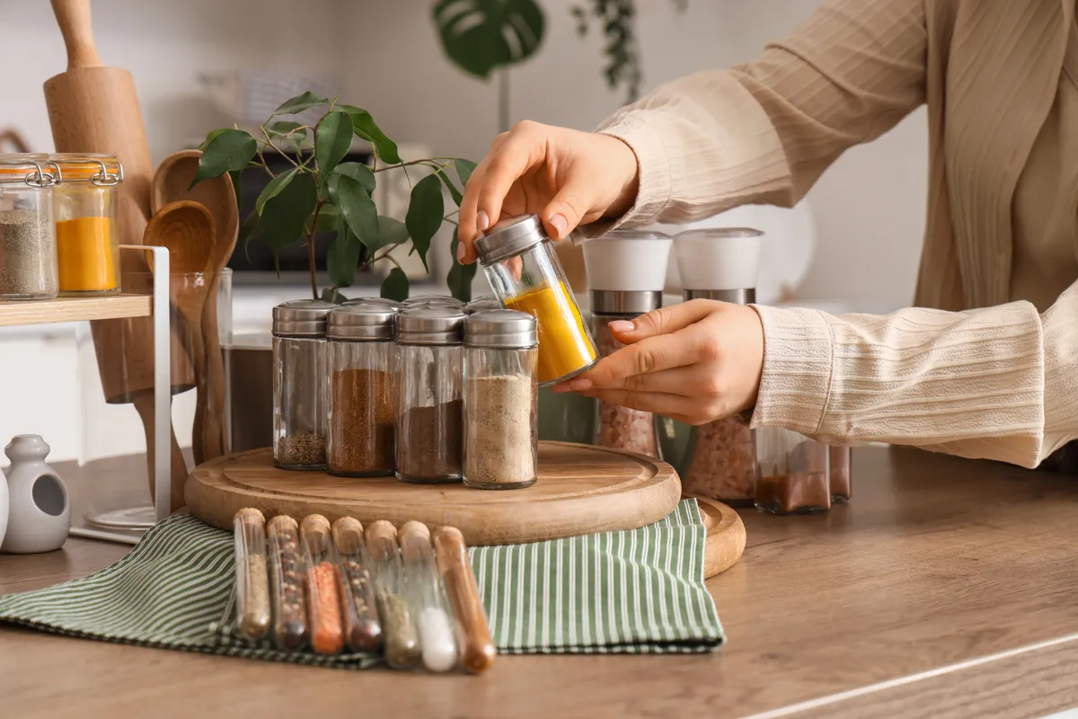 Fűszerek, köztük a fahéj hatásainak a vizsgálata