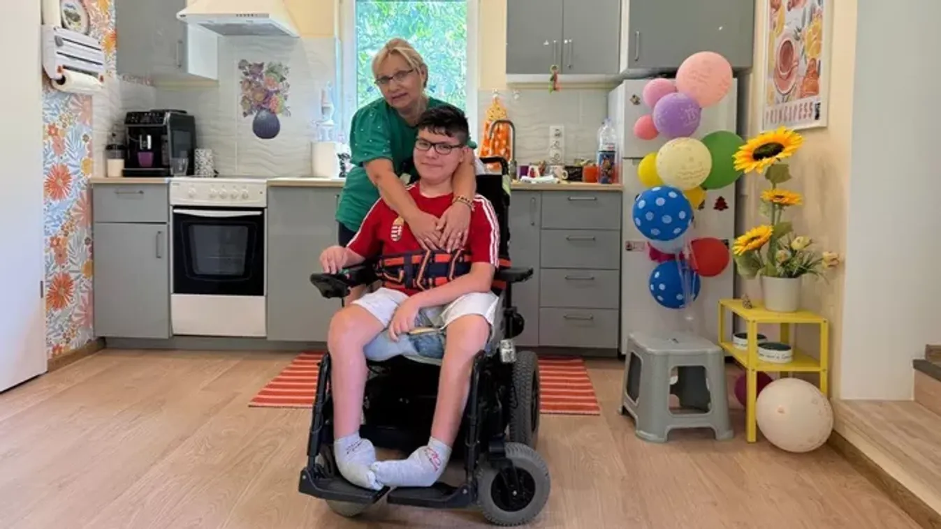 A Duchenne-szindrómás Krisztián lesz a DJ a szilveszteri buliban