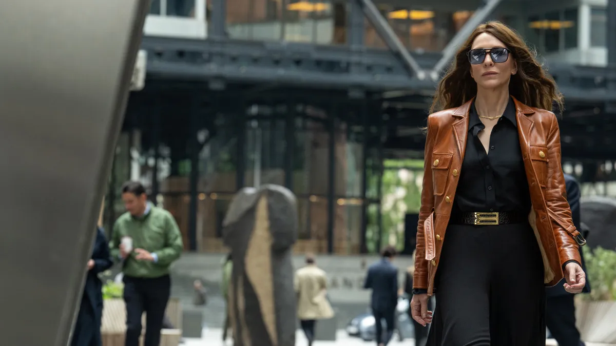 2025 - Black Bag - Movie Set Cate Blanchett Fekete táska SkyShowtime