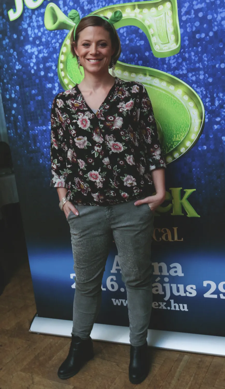 Szinetár Dóra sztáradatlap