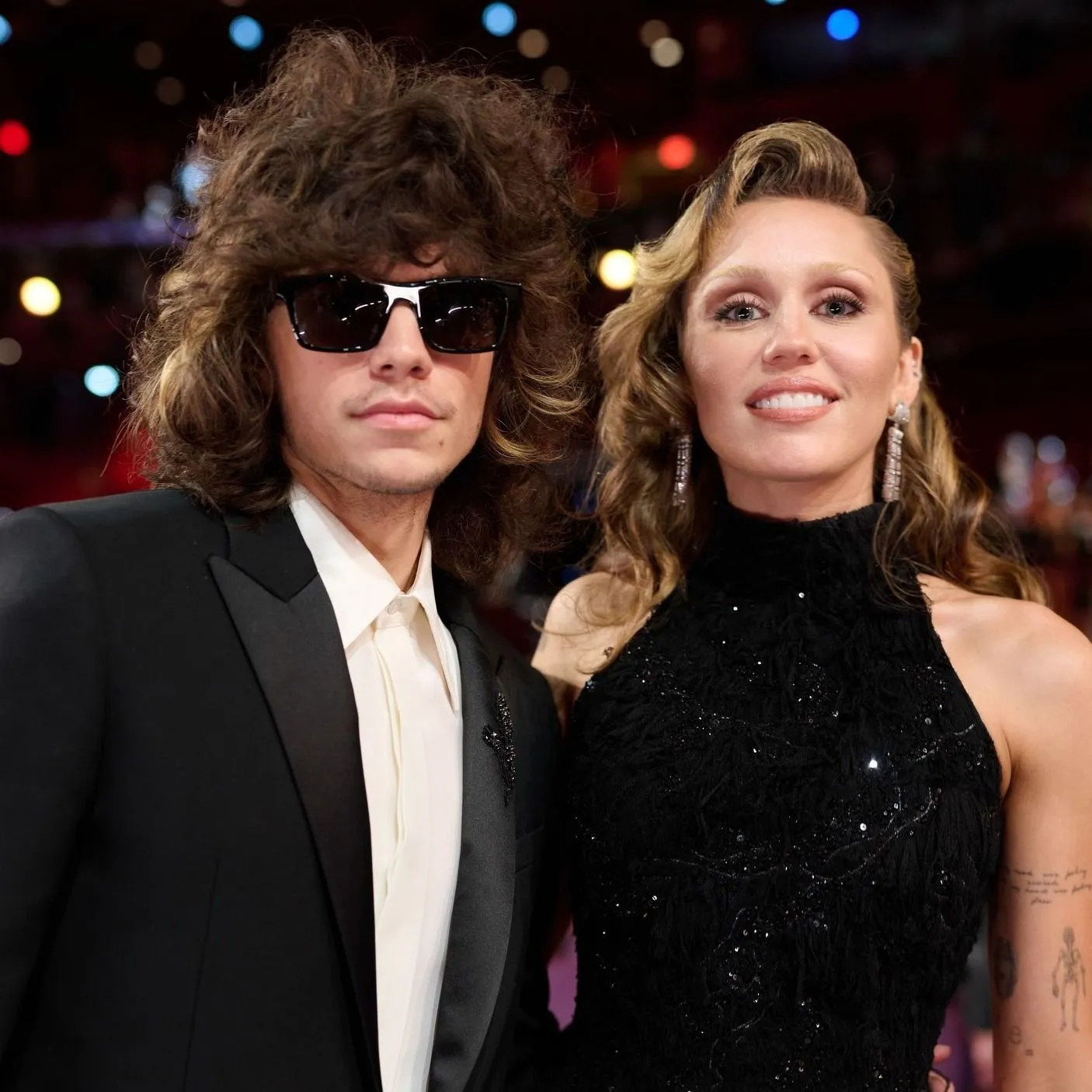 Eljegyezték Miley Cyrus-t! De kicsoda valójában a vőlegénye?