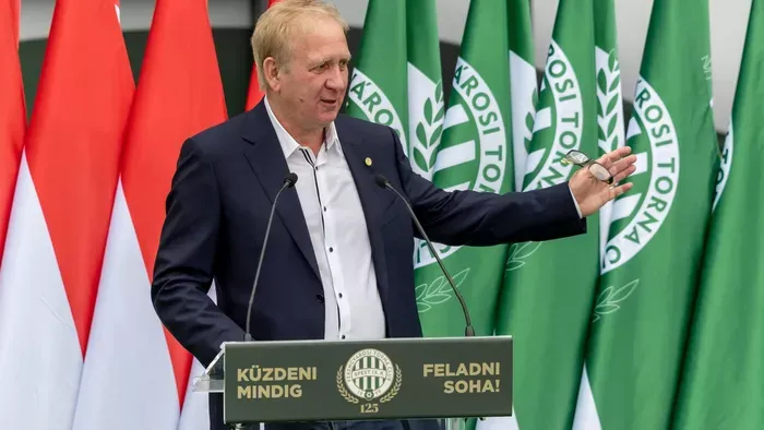 Életmentő műtétje után itt fotózták Nyilasi Tibort