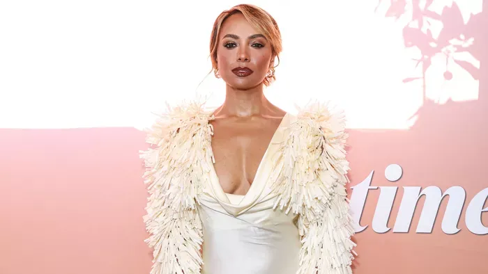 Terhes a Vámpírnaplók sztárja, Kat Graham