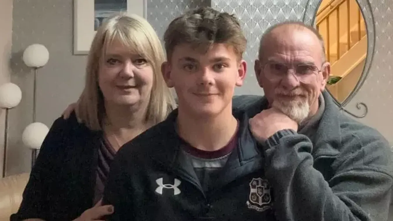 Azt hitte, csak az öregedés jele: döbbenetes daganat nőtt az anyuka karján