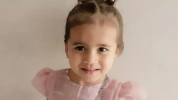 2 éves angyalarcú kislány fulladt meg karácsonykor