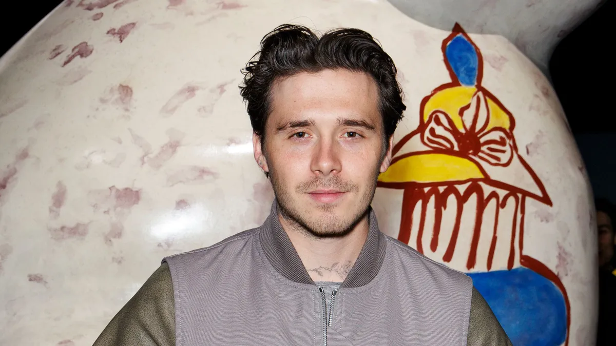 Brooklyn Beckham köszöni szépen de nem kér szülei online üzengetéséből