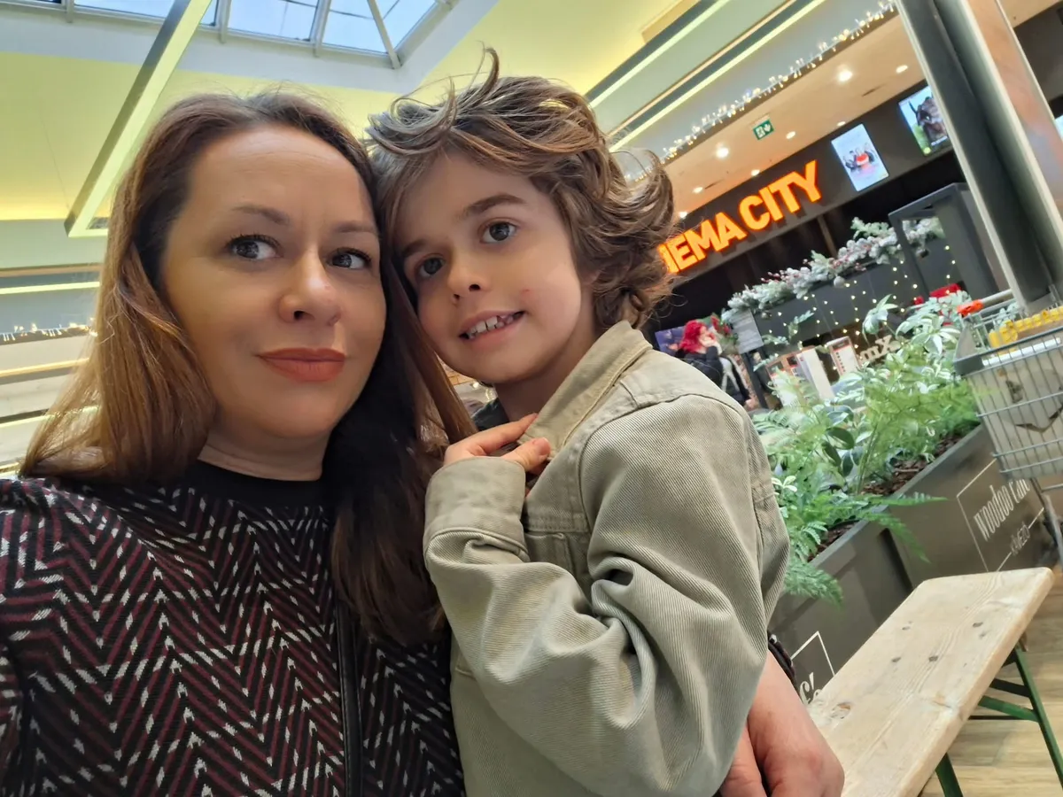 Mirkó Duchenne-féle izomsorvadása ellenére is mosolyogva és nagy izgalommal várja a karácsonyt.