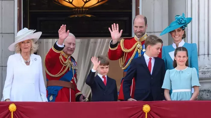 Ilyen egy igazi királyi karácsony a palotában!