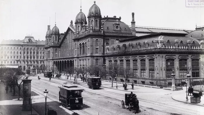 138 éve indult el az első budapesti villamos – Galéria