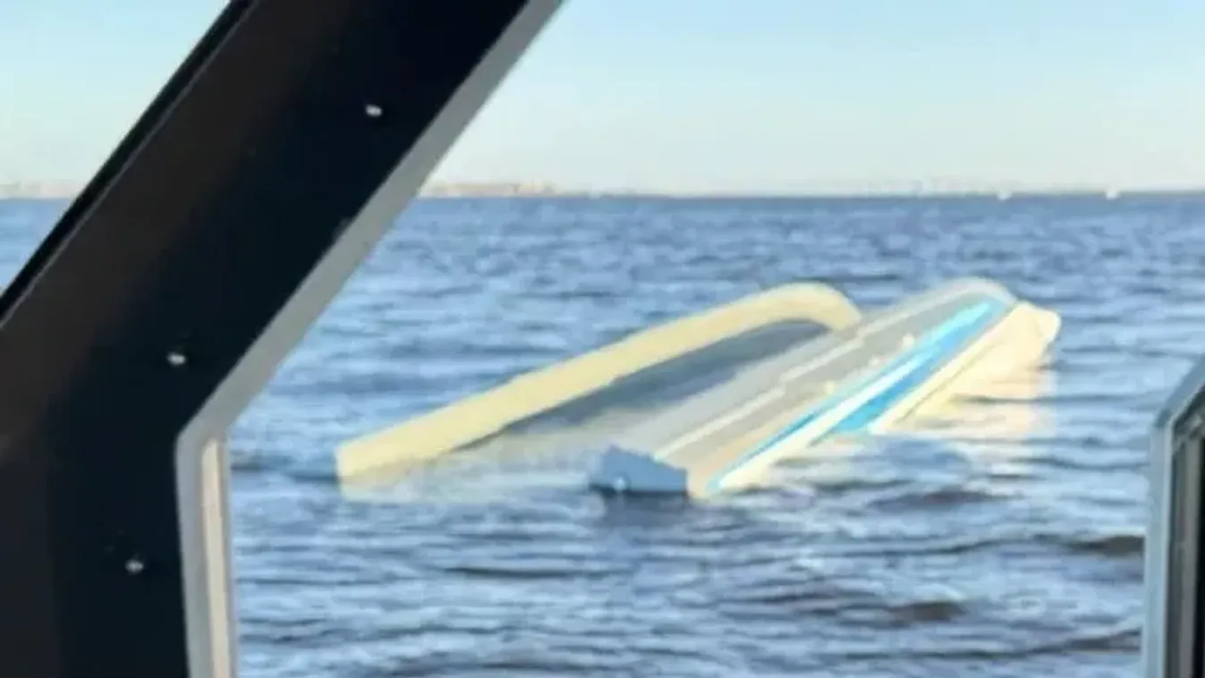 Felfordult a katamarán, három áldozata is van a halálos hajóbalesetnek